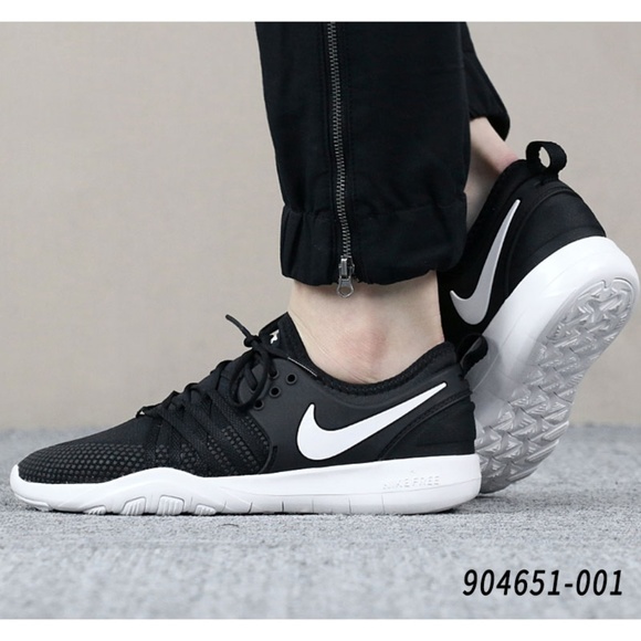 Nike Shoes - Nike Free TR 7 Women's Training Shoe